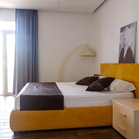 Amh Hotel Durrës 외부 사진