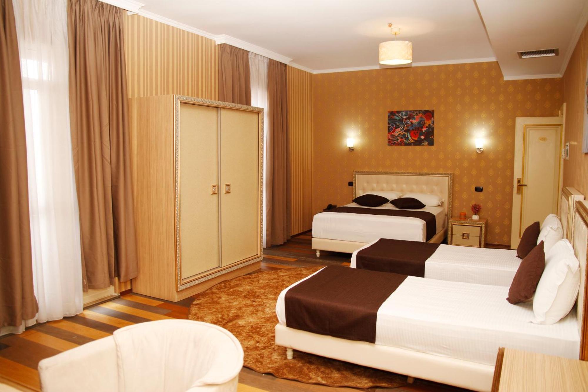 Amh Hotel Durrës 외부 사진
