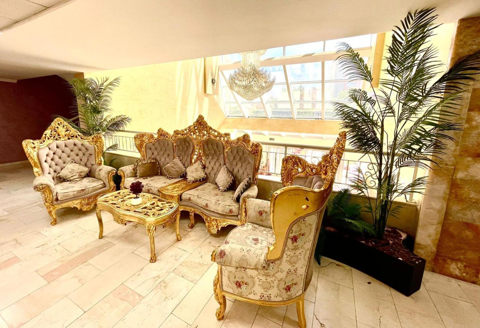 Amh Hotel Durrës 외부 사진