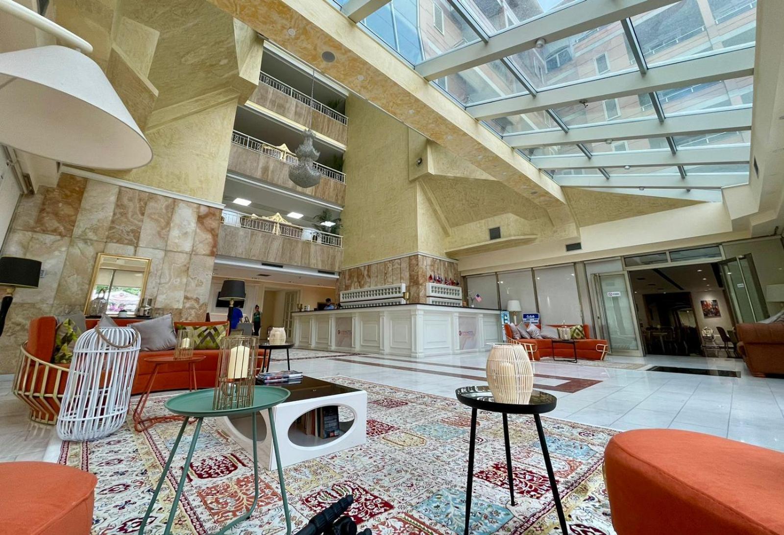 Amh Hotel Durrës 외부 사진
